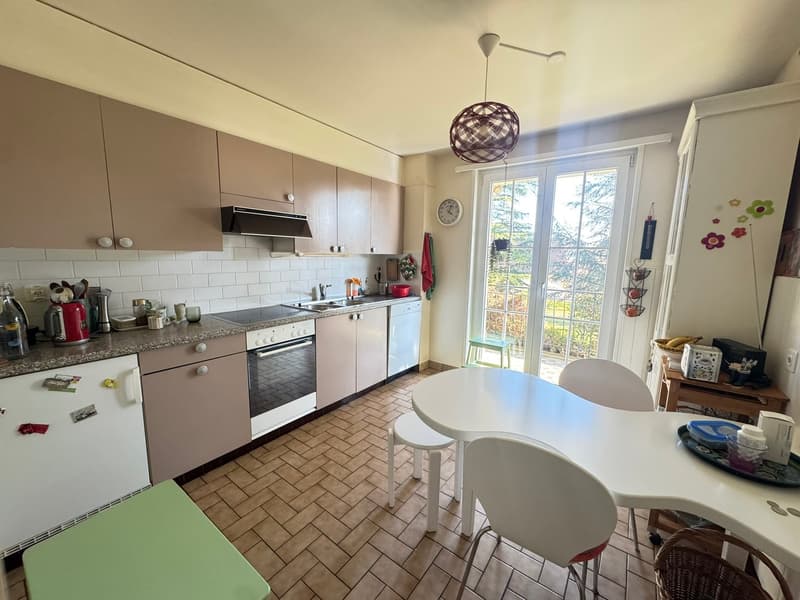 Vier-Zimmer-Wohnung mit Terrasse in ruhiger Nachbarschaft (10)