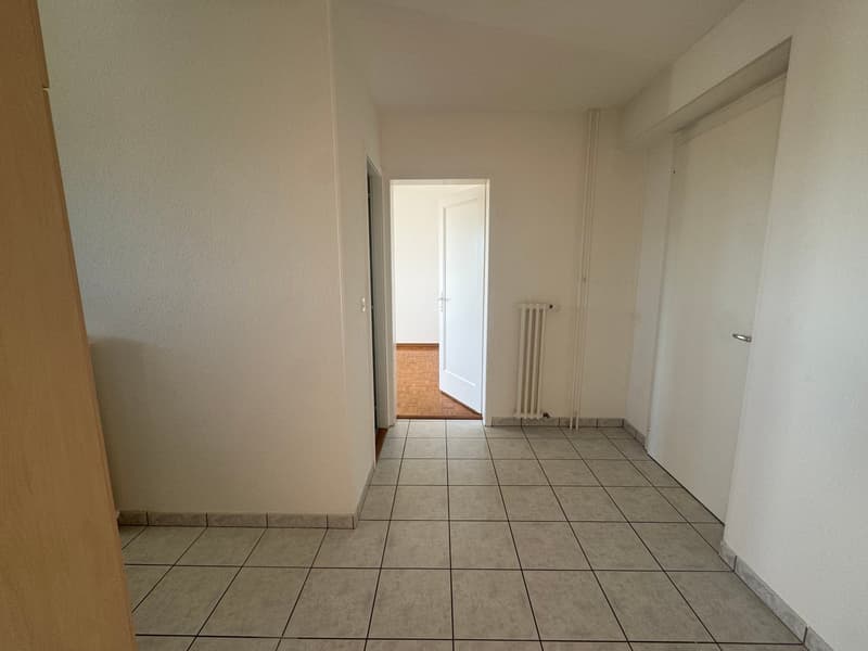 Joli appartement de 2,5 pièces avec balcon dans quartier calme à La Sarraz (6)