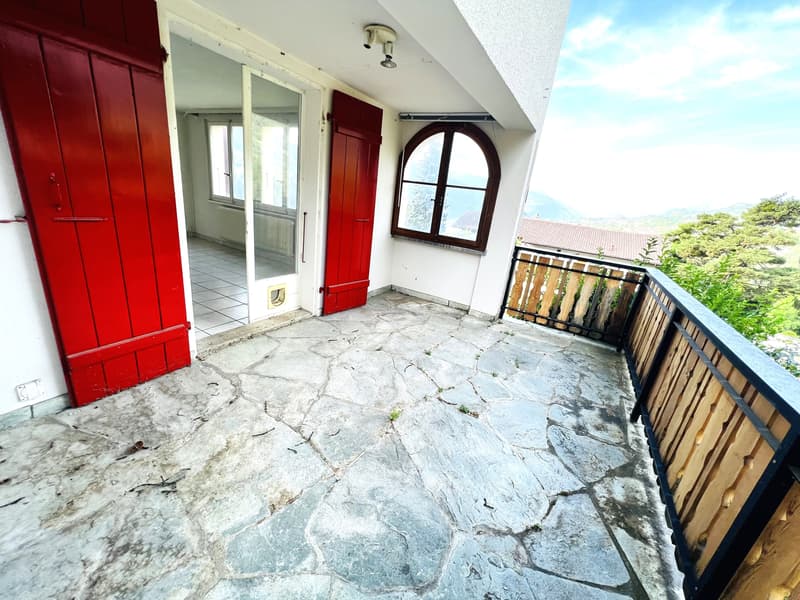 Offerta unica! Casa spaziosa da ristrutturare - 2 appartamenti di 6.5 locali (9)