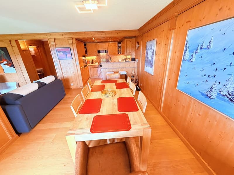 Magnificent 3.5 rooms fully renovated - Spacious and bright - Quiet location - Well located - Beautiful view (5)