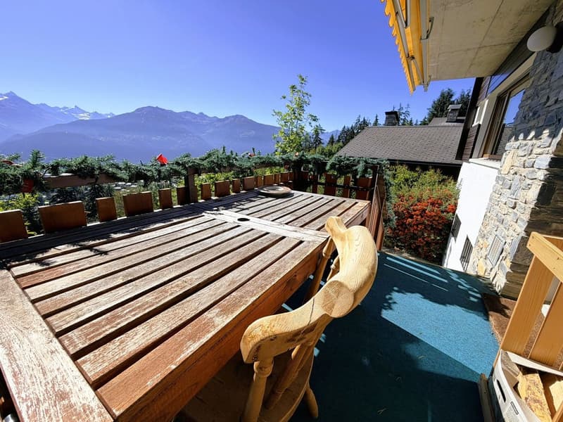 Magnifique duplex de 4.5 pces - Spacieux et lumineux - Lieu très calme - Superbe vue - Bien situé (23)