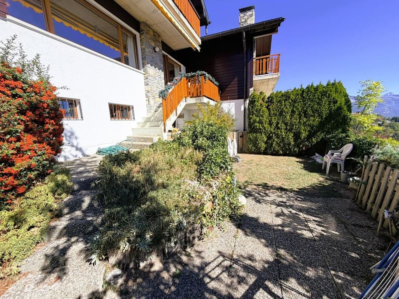 Magnifique duplex de 4.5 pces - Spacieux et lumineux - Lieu très calme - Superbe vue - Bien situé (26)