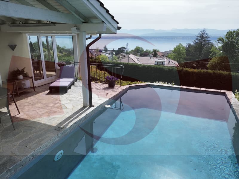 Villa familiale avec magnifique vue lac sur la Côte vaudoise en Exclusivité (2)