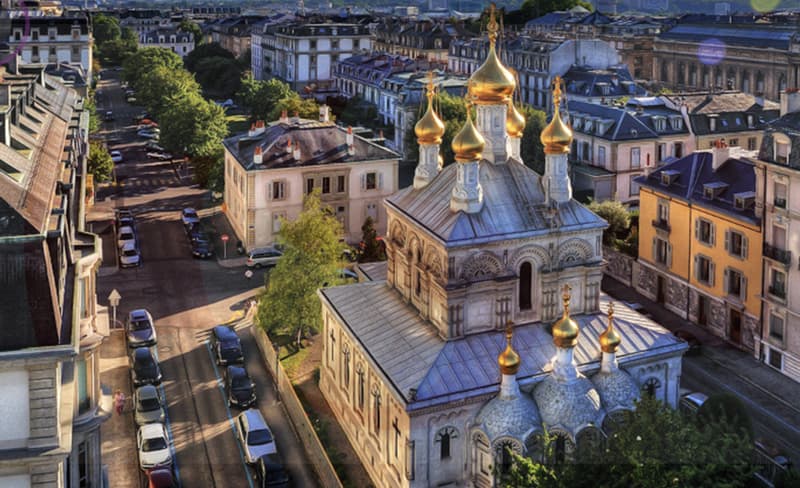 Rare appartement proche de l'église Russe (1)