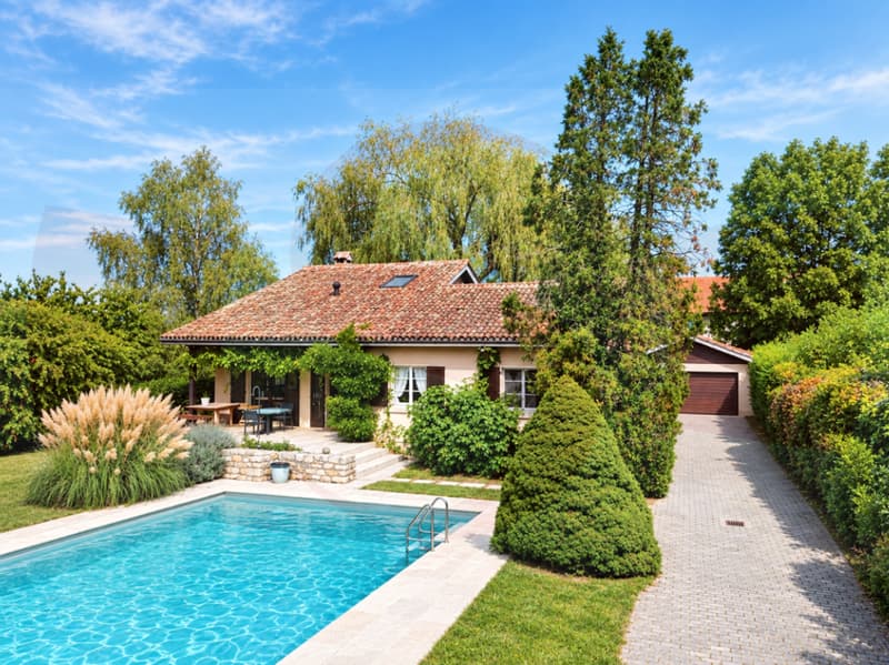 Belle maison familiale à rénover (1)