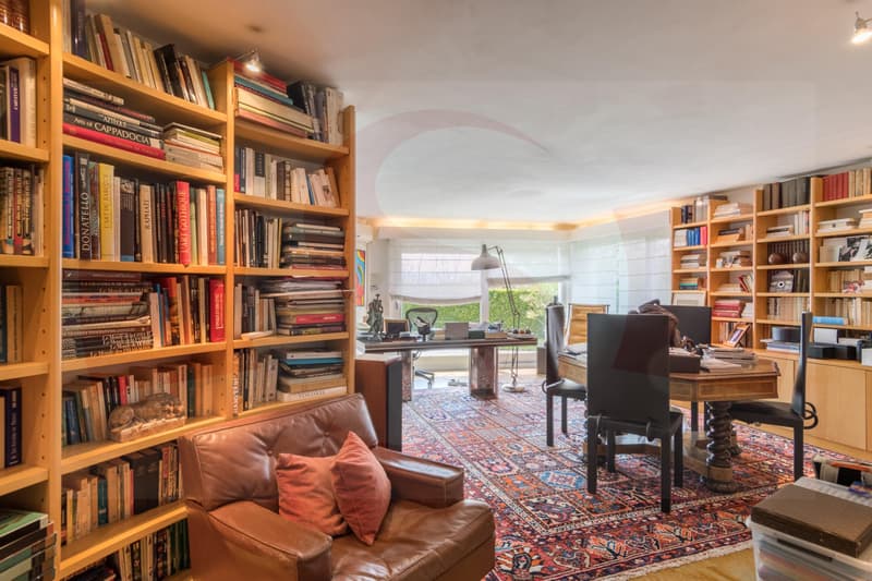 Villa contemporaine avec piscine intérieure à louer non meublée (11)