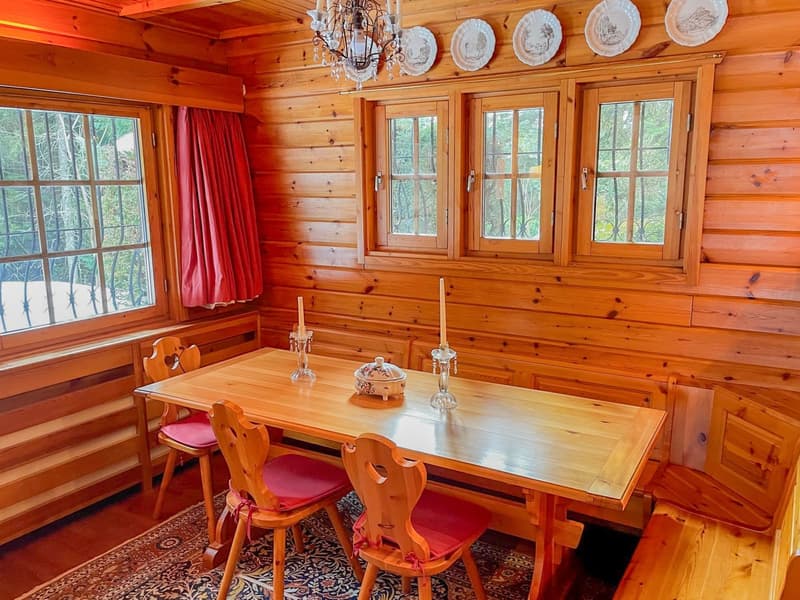 Salle à manger 2