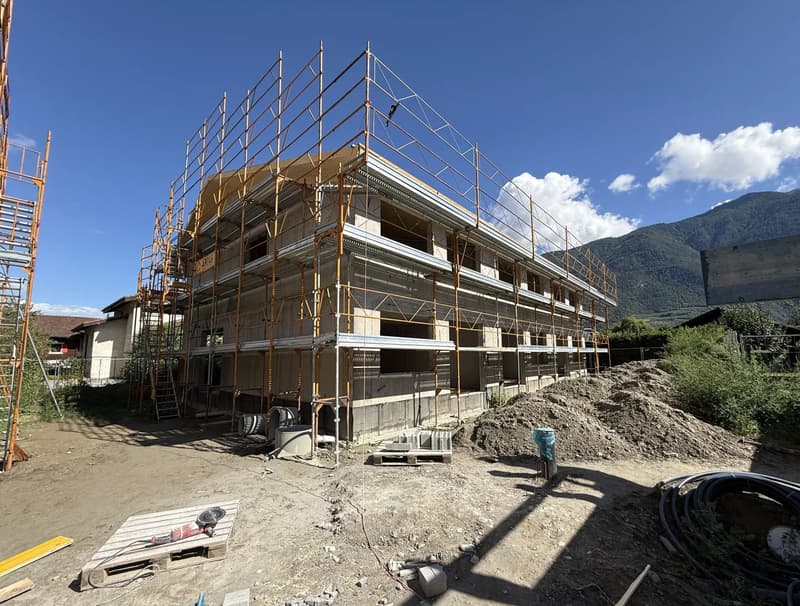 VILLA A SCHIERA LUSSOSA DI 181 M2 (11)