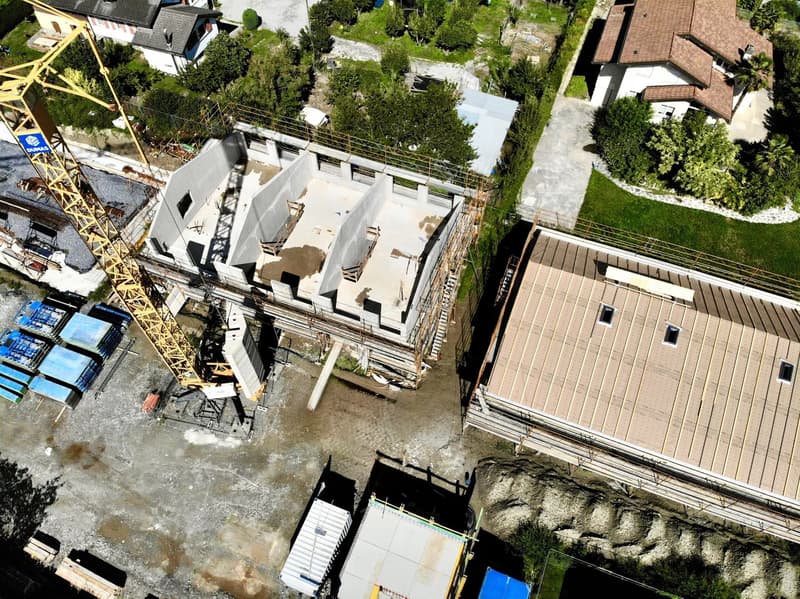VILLA A SCHIERA LUSSOSA DI 181 M2 (7)