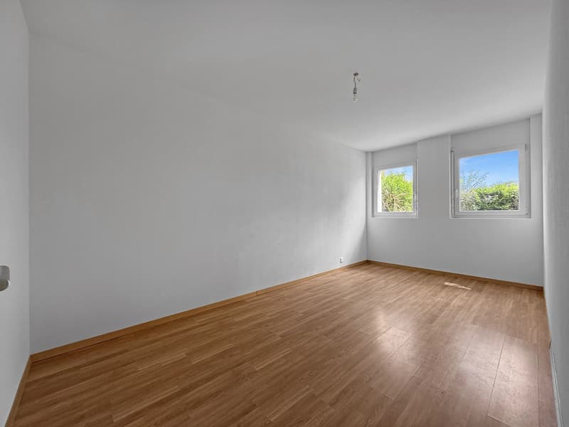 Spacious ground floor apartment with 5.5 rooms in Martigny (9)