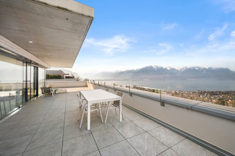 Superbe attique moderne avec vue panoramique proche de Montreux (1)