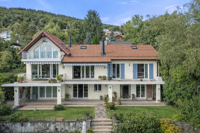 Propriété de charme offrant une vue exceptionnelle à Arzier le muids (2)