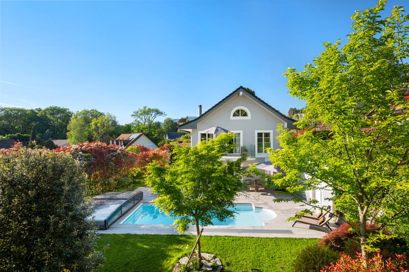 Elégante propriété rénovée avec piscine à Blonay (3)