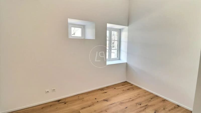 Appartamento duplex ristrutturato con vista lago vicino a Rolle (10)