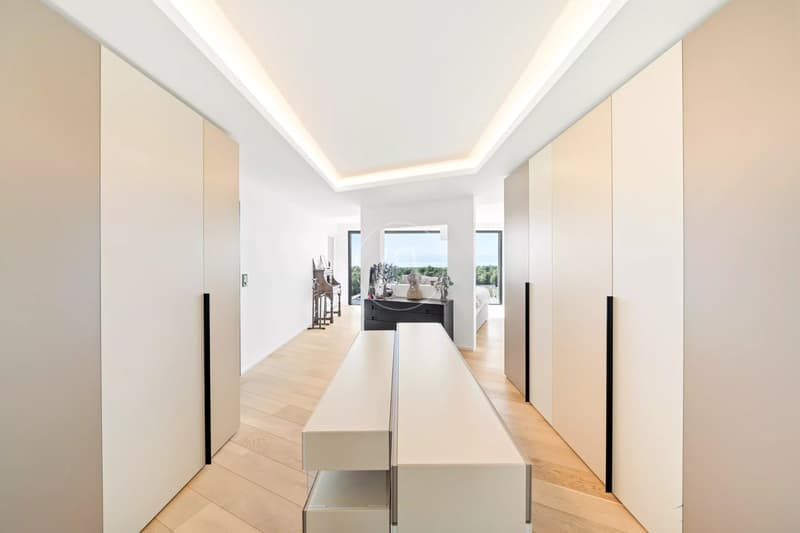 Superba villa progettata da un architetto con vista panoramica a Lully (11)