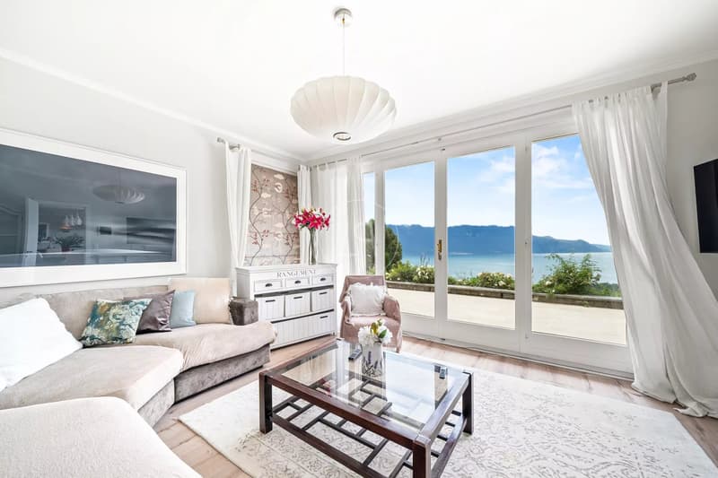 Superba proprietà con piscina e vista panoramica su Montreux (12)