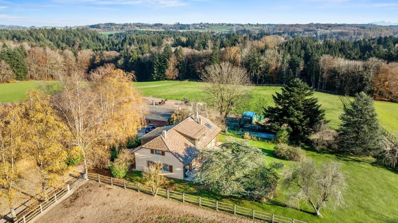 Rara proprietà equestre con grande potenziale vicino a Losanna (1)