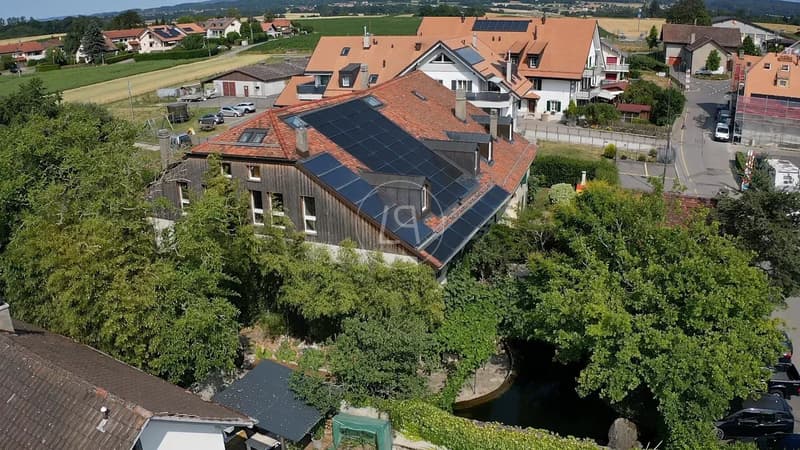 Charming property with natural pool close to Lausanne (1)