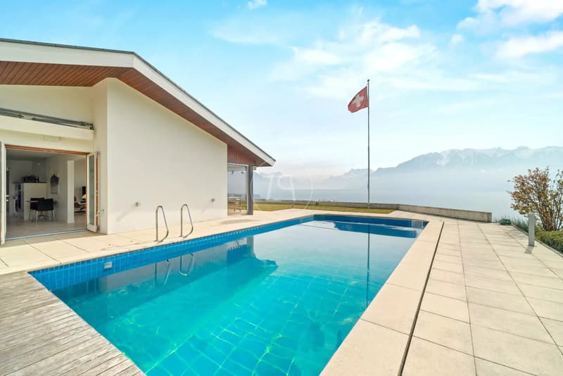 Villa in the heart of the vineyards, spectacular view ? Corseaux (9)