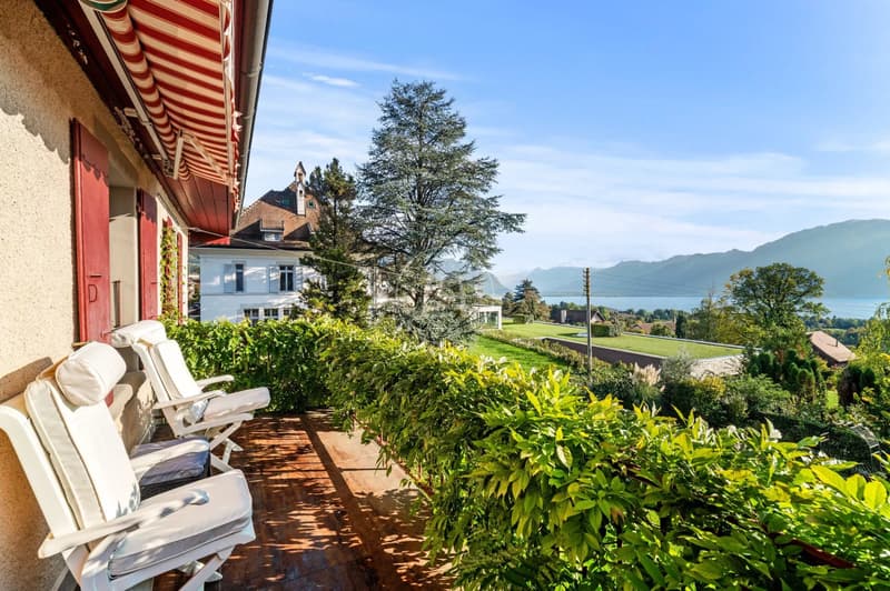 Bella casa del vignaiolo ristrutturata nel cuore di St-Légier (3)