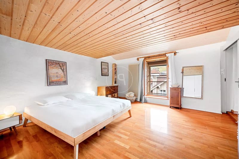 Incantevole casa di villaggio vicino al lago a Cully (10)