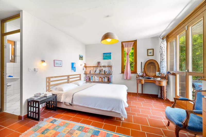 Schönes Familienhaus mit Pool in der Nähe von Rolle (10)