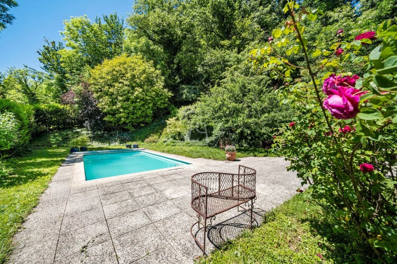 Schönes Familienhaus mit Pool in der Nähe von Rolle (7)