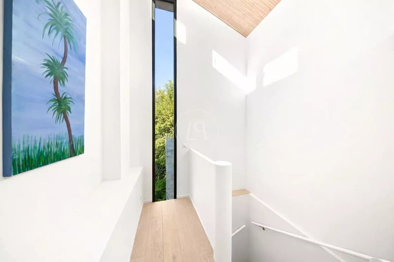 Schöne, vom Architekten entworfene Villa mit Seeblick in der Nähe von Morges (9)