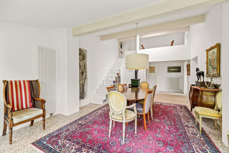 Beautiful renovated farmhouse with swimming pool in Genolier (7)