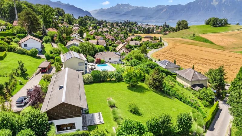 Beautiful contemporary villa in St-Légier (2)