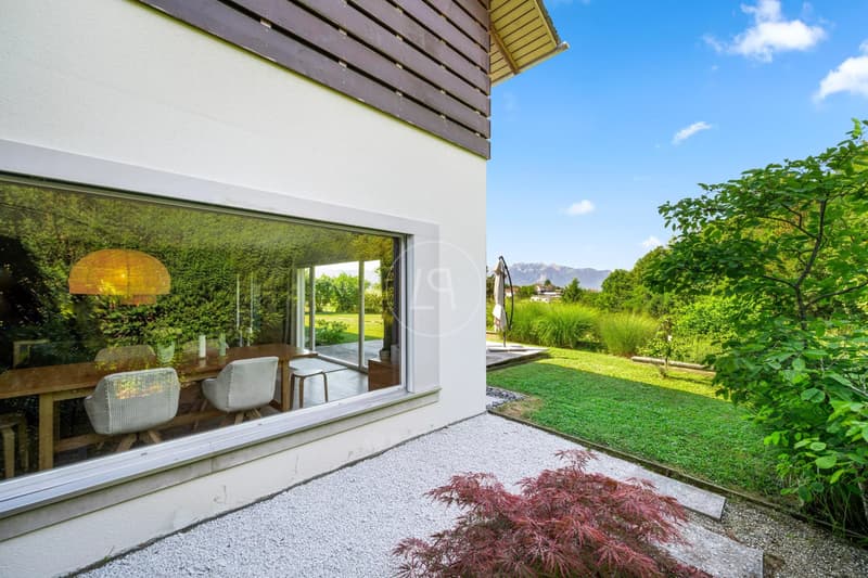 Beautiful contemporary villa in St-Légier (8)