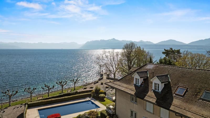 Un écrin en attique face au Lac Léman à Saint Prex (1)