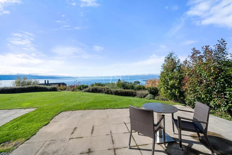 Très belle villa avec vue panoramique à Grandvaux (10)