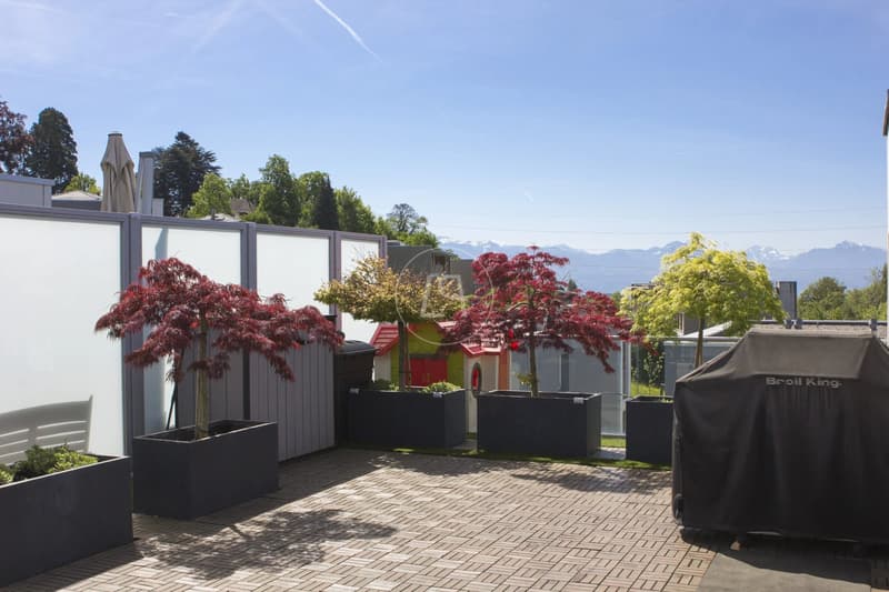 Appartement rénové proche de ISL au Mont-sur-Lausanne (1)