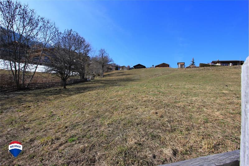 Building plot in zone H 30 (H 40) (1)