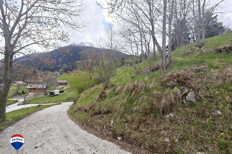 Terreno edificabile per 1 o 2 case in zona H20 (4)