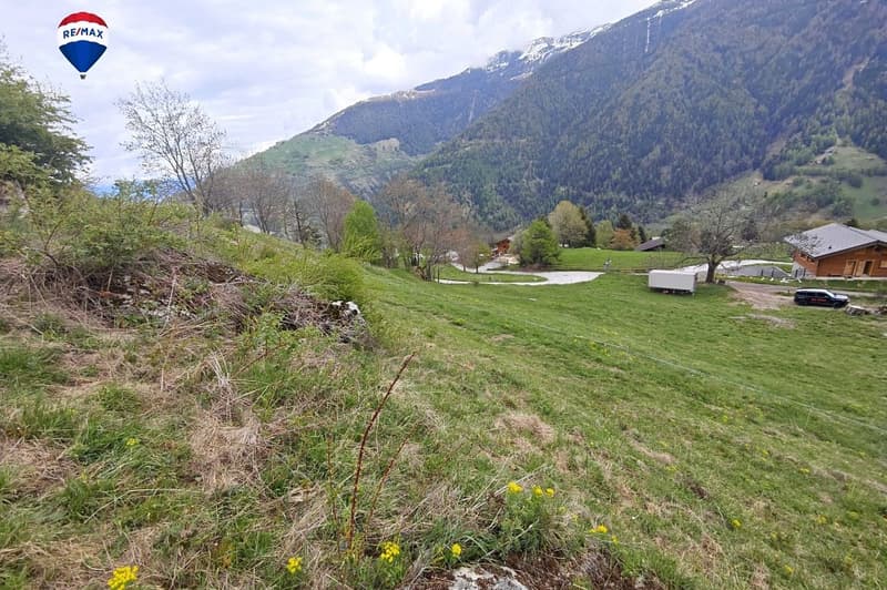 Terreno edificabile per 1 o 2 case in zona H20 (5)