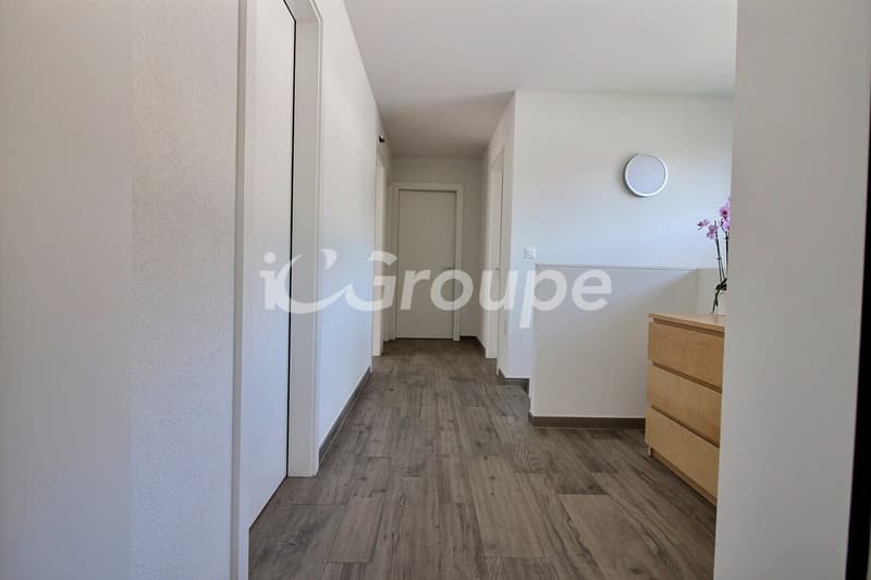 Beautiful individual villa with high-end finishes (5)