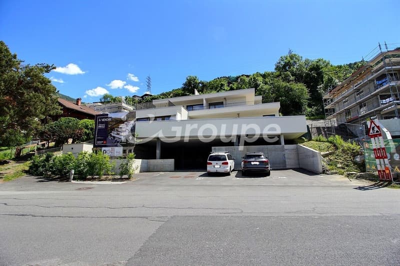 Superbe 3.5 pces neuf à Bramois avec grande terrasse (6)