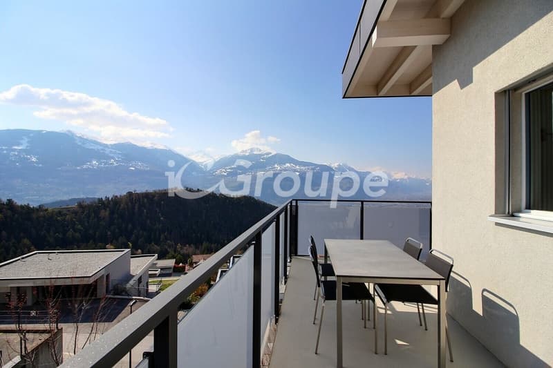 Splendid 4.5-room attic apartment of 119 m2 (12)
