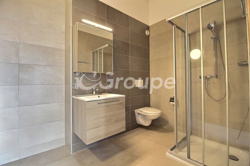 Splendid 4.5-room attic apartment of 119 m2 (8)
