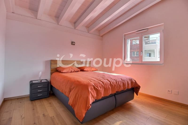 Splendid 4.5-room attic apartment of 119 m2 (5)