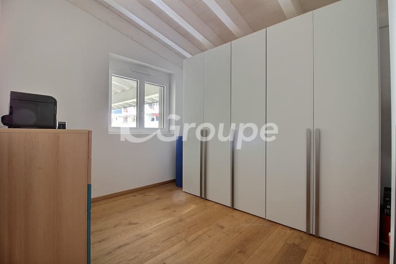 Splendid 4.5-room attic apartment of 119 m2 (7)