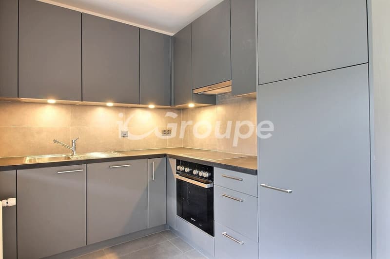 3.5 room apartment for rent in the city center of Sion (1)