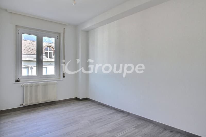 Bel appartement de 3.5 pièces rénové en location à Sion (7)