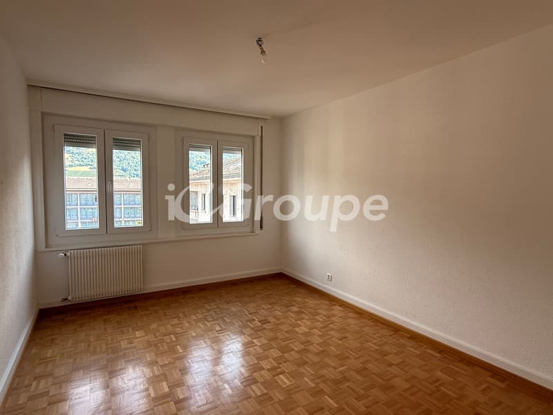 Wohnung mit 3.5 Zimmern zur Miete im Stadtzentrum von Sion (7)