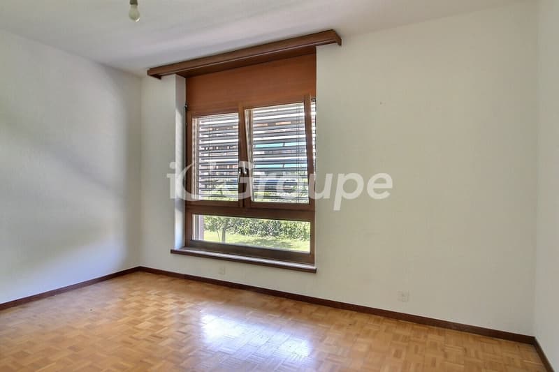 Wohnung mit 3.5 Zimmern im Erdgeschoss in einer ruhigen Nachbarschaft (4)