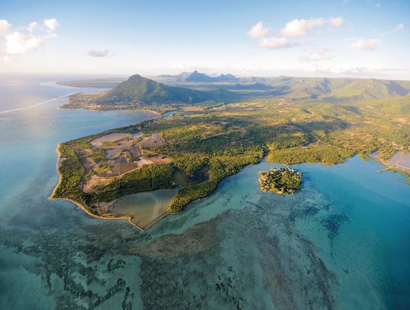 The villa of your dreams by the sea, a paradise for golfers (7)