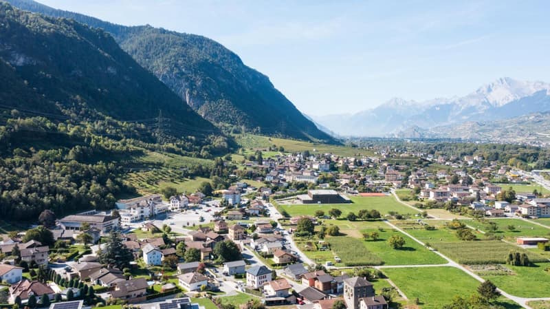 Appartement 2,5 Zimmer in neuer Promotion gegenüber dem Golf von Sierre (7)