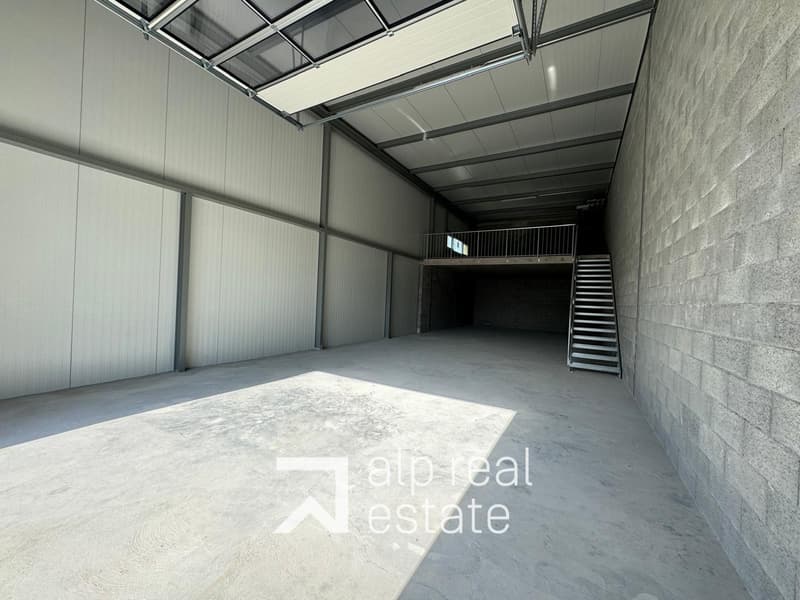 Spazio modulare di 124m² - Flessibilità & accessibilità strategica A9 (2)